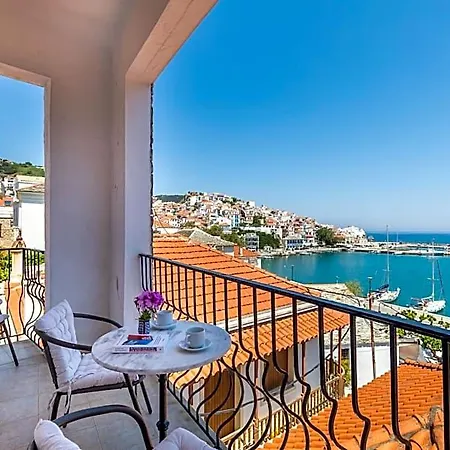 Regina Hotel Skopelos